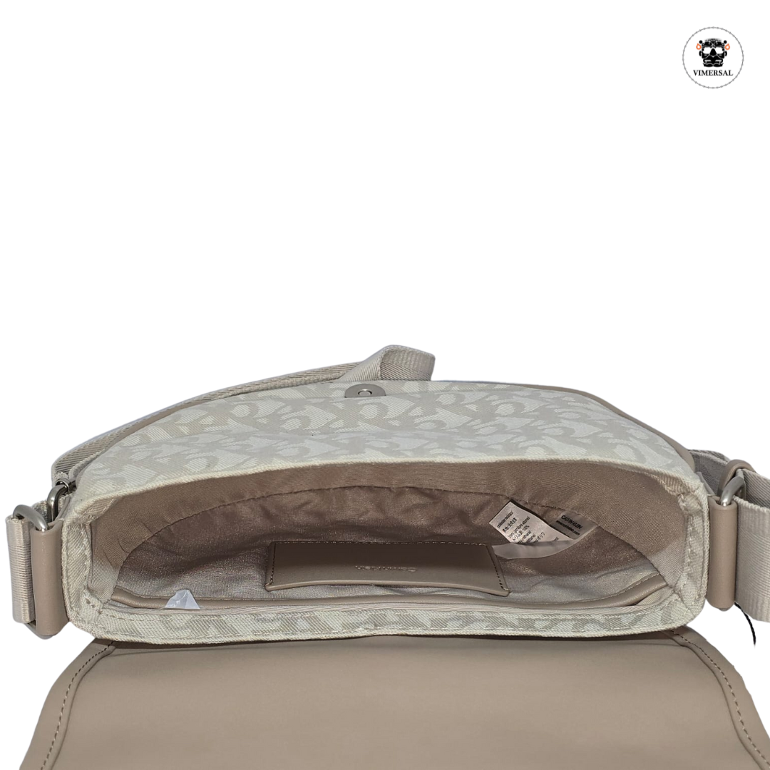 Bolso Bandolera Jacquard con Logo All Day Calvin Klein