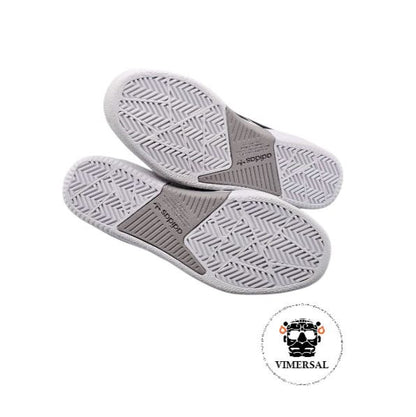 Tyshawn Skateboarding